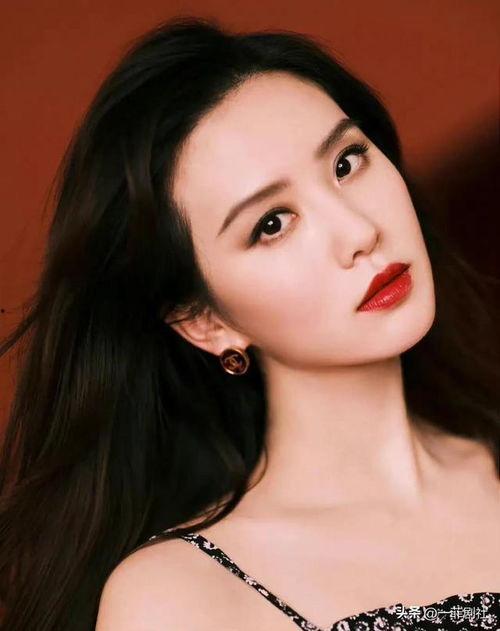 娱乐圈女明星吃瓜爆料,揭秘明星背后的秘密与真相  第3张